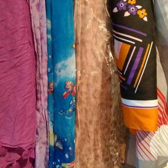 Lot of 6 Scarves-Mix - Picture 2 of 3